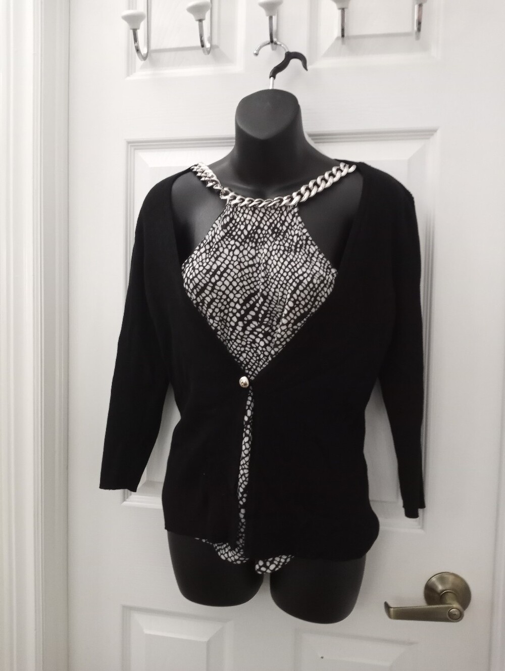 🎟AUGUST SILK Top/Cardigan (Attached)🎟